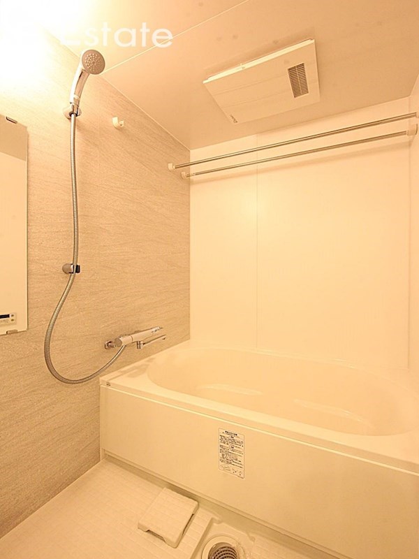 バス・シャワールーム　バスルーム