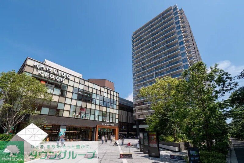 ショッピングセンター　カメイドクロック（ショッピングセンター）まで310m