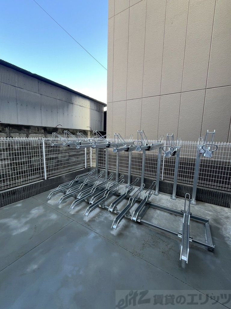 駐車場　駐輪場