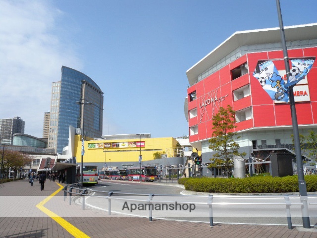 コンビニ　ファミリーマート（コンビニ）まで1201m