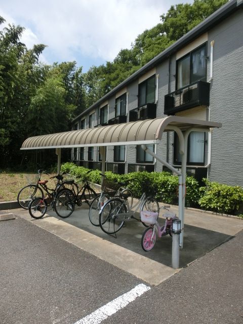 その他　敷地内駐輪場です