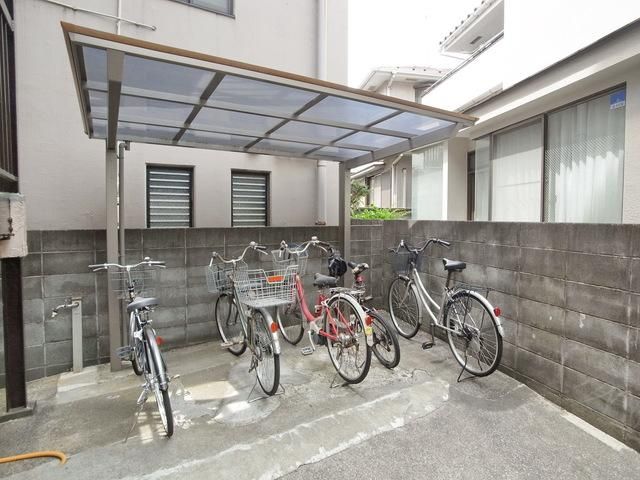その他共有部分　♪屋根付駐輪場♪
