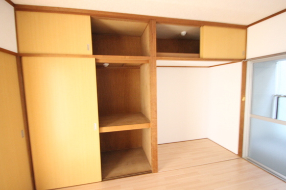 収納　※別部屋の写真です