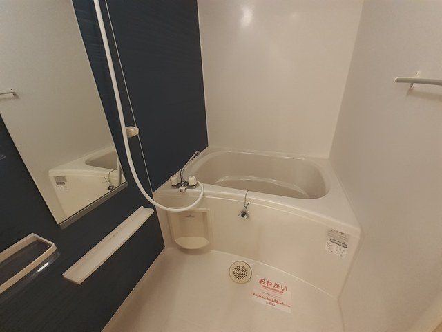 バス・シャワールーム　日々の疲れを癒すお風呂付です