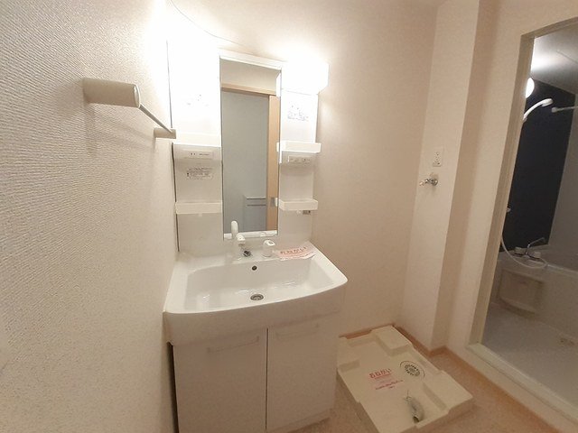 洗面設備　忙しい朝には欠かせない洗面所です