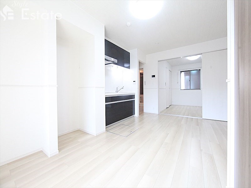 居室・リビング　内装