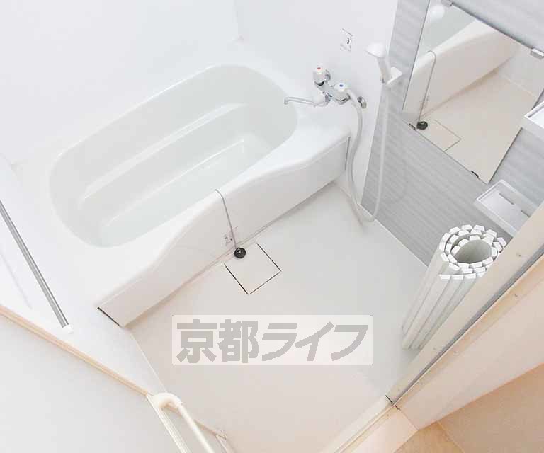 バス・シャワールーム　リラックスできるバスルーム・