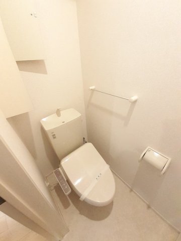 トイレ　ゆったりとした空間のトイレです