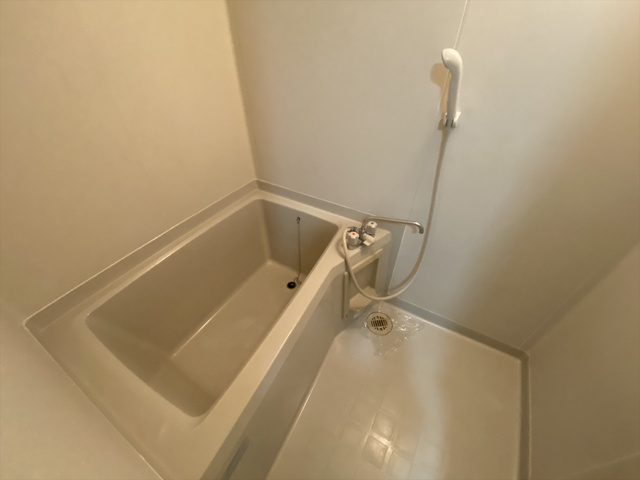 バス・シャワールーム　落ち着く空間のバスルーム♪