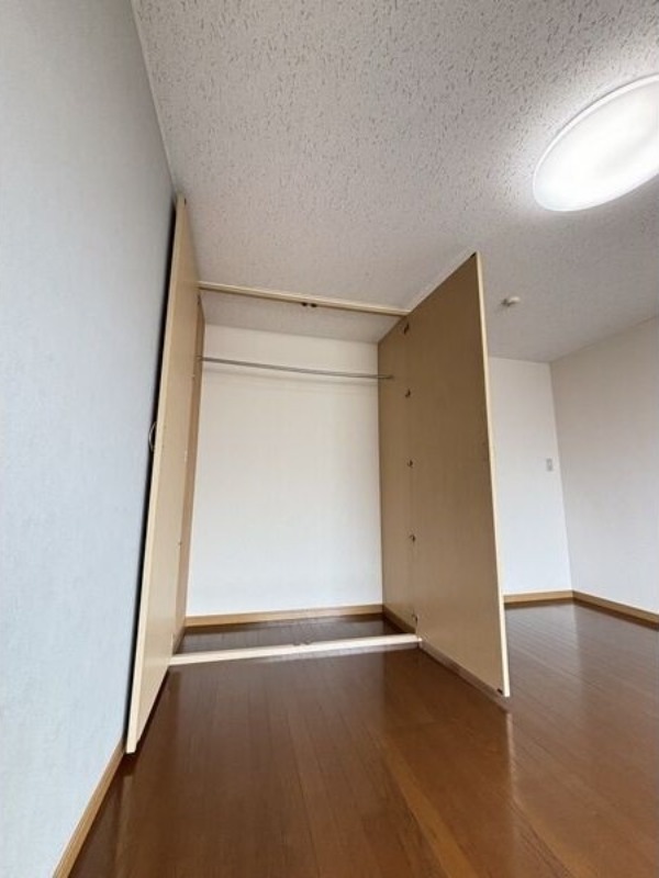 収納　図面と現状に相違がある場合には現状を優先