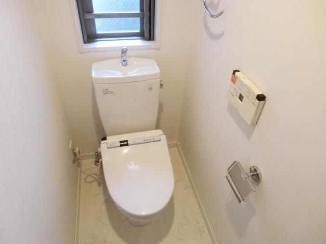 トイレ　☆洗浄便座付お手洗☆