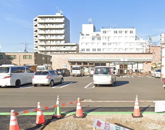 コンビニ　セブンイレブン札幌本通2丁目北店（コンビニ）まで101m