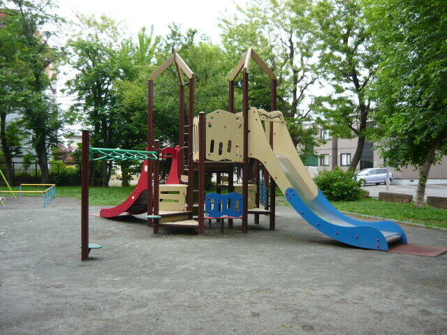 公園　わらべ公園（公園）まで483m