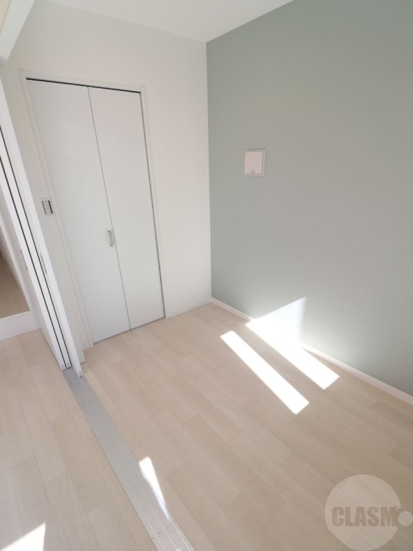 その他部屋・スペース　２．４帖の洋室です