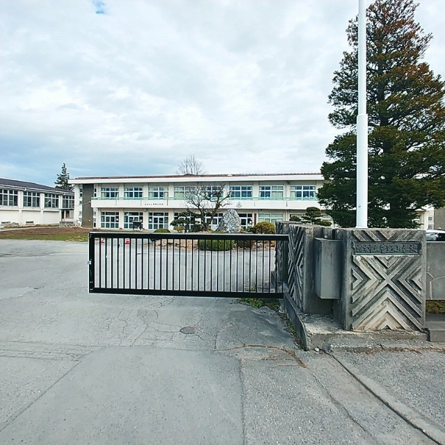 小学校　松本市立菅野小学校（小学校）まで394m