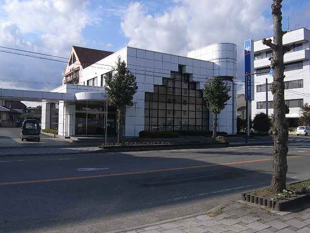 銀行　筑波銀行結城支店（銀行）まで252m