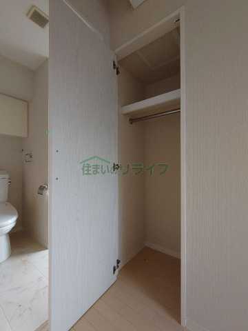 収納　ダイナシティ西新宿