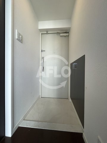 玄関　フォレステージュ西本町　玄関