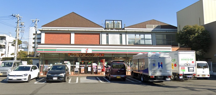 コンビニ　セブンイレブン藤沢片瀬店（コンビニ）まで180m