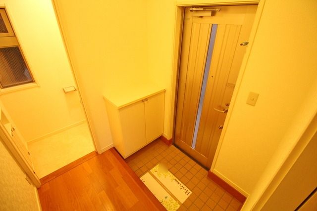 玄関　★お問い合わせはタウンハウジングまで★