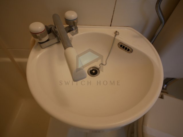 洗面設備　洗面台です