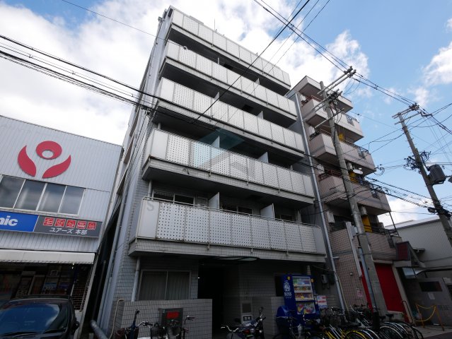 建物外観　外観は落ち着いています