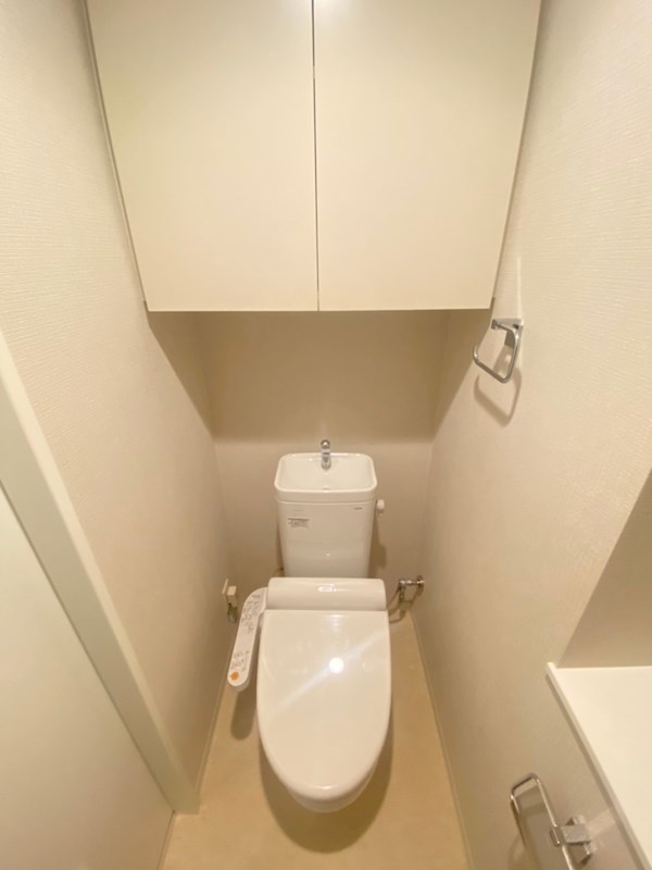 トイレ　落ち着いたトイレです