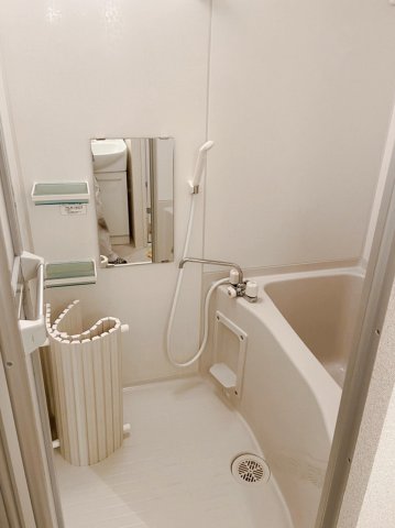 バス・シャワールーム　「b’CASA森下」