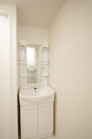 洗面設備　「b’CASA森下」