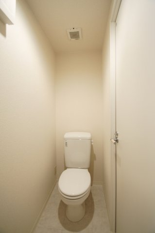 トイレ　「b’CASA森下」