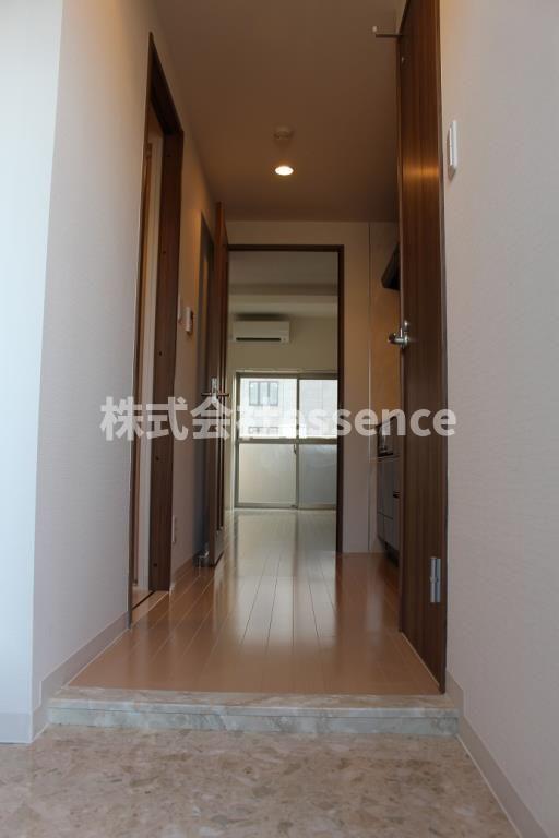 玄関　弊社ではオンライン対応・現地対応可能です♪