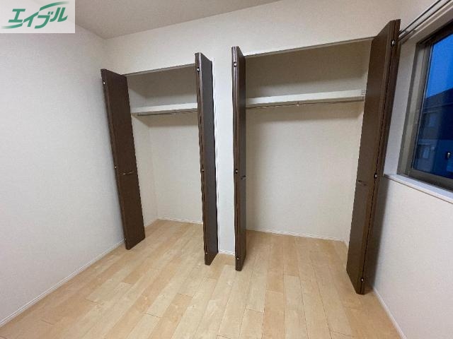 収納　クローゼット