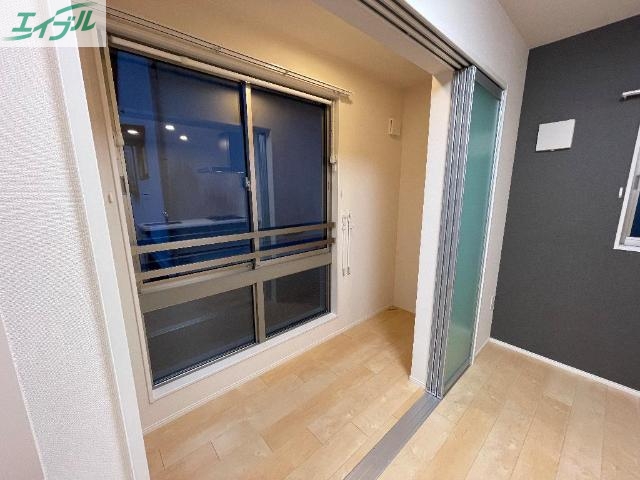 バルコニー　インナーバルコニー