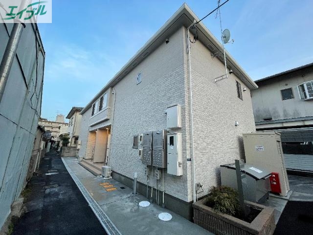 建物外観　外観写真（昼）