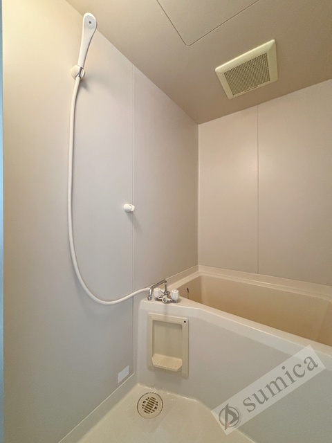 バス・シャワールーム　セパレートタイプでゆったりバスライフ♪♪