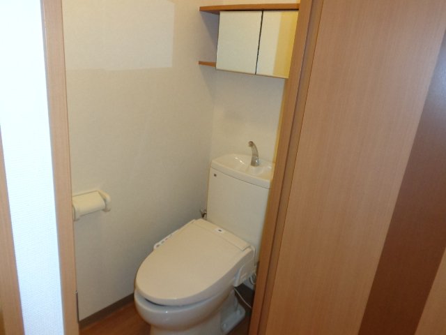 トイレ　シャワー付トイレ