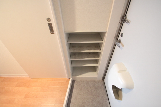 収納　※別部屋の写真です