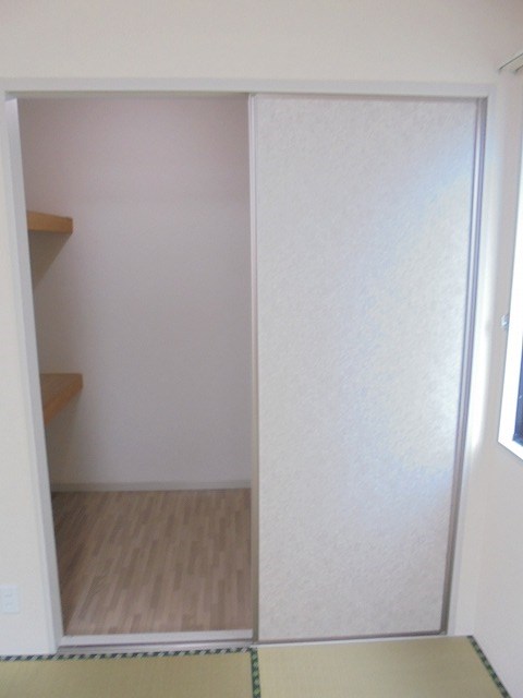 収納　写真は102号室です(参考)