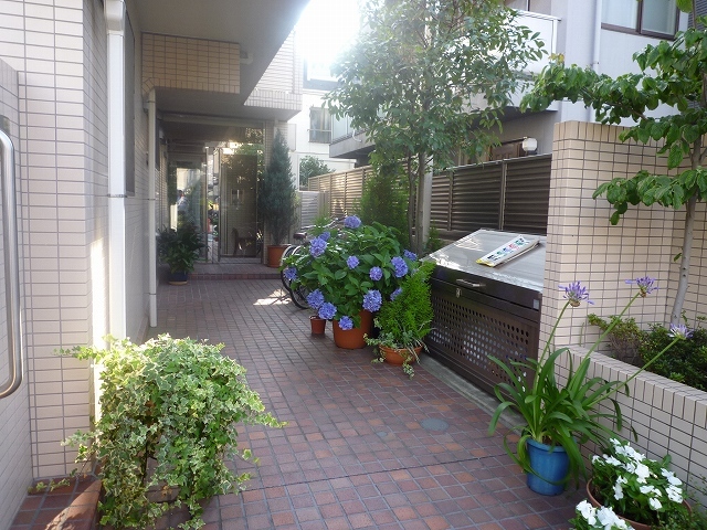 エントランス　エントランス