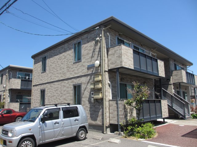 建物外観　2017年4月撮影　※C棟