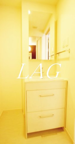 洗面設備　独立洗面台です。