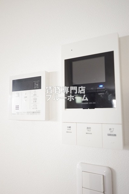 セキュリティ　モニター付きのインターホンです！