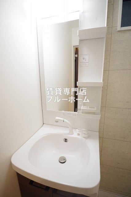 洗面設備　独立洗面台あります！