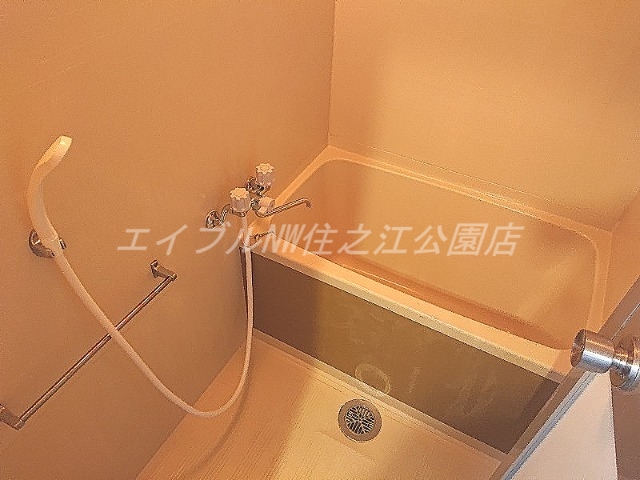 バス・シャワールーム　モデルルーム撮影※実際は家具・家電無し