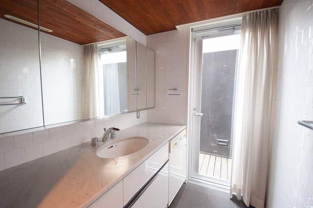 洗面設備　洗面所