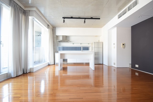 居室・リビング　高級感あるリビング