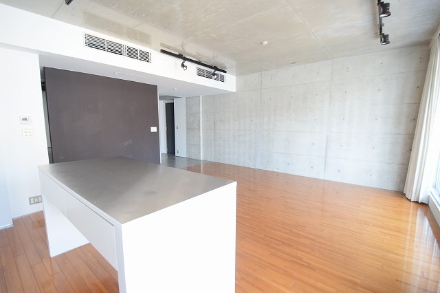 その他　アイランドキッチン