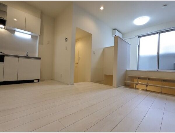 居室・リビング　名古屋で一番初期費用の安い賃貸専門の不動産会社です(^^)