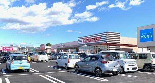 ショッピングセンター　アクロスプラザ宝木（ショッピングセンター）まで1817m