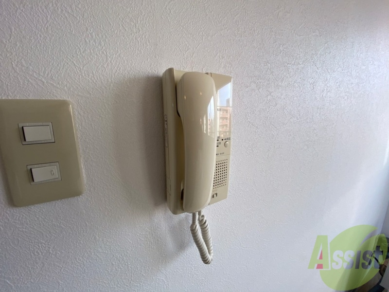 セキュリティ　インターホンは通話ができるので急な訪問があっても安心です。